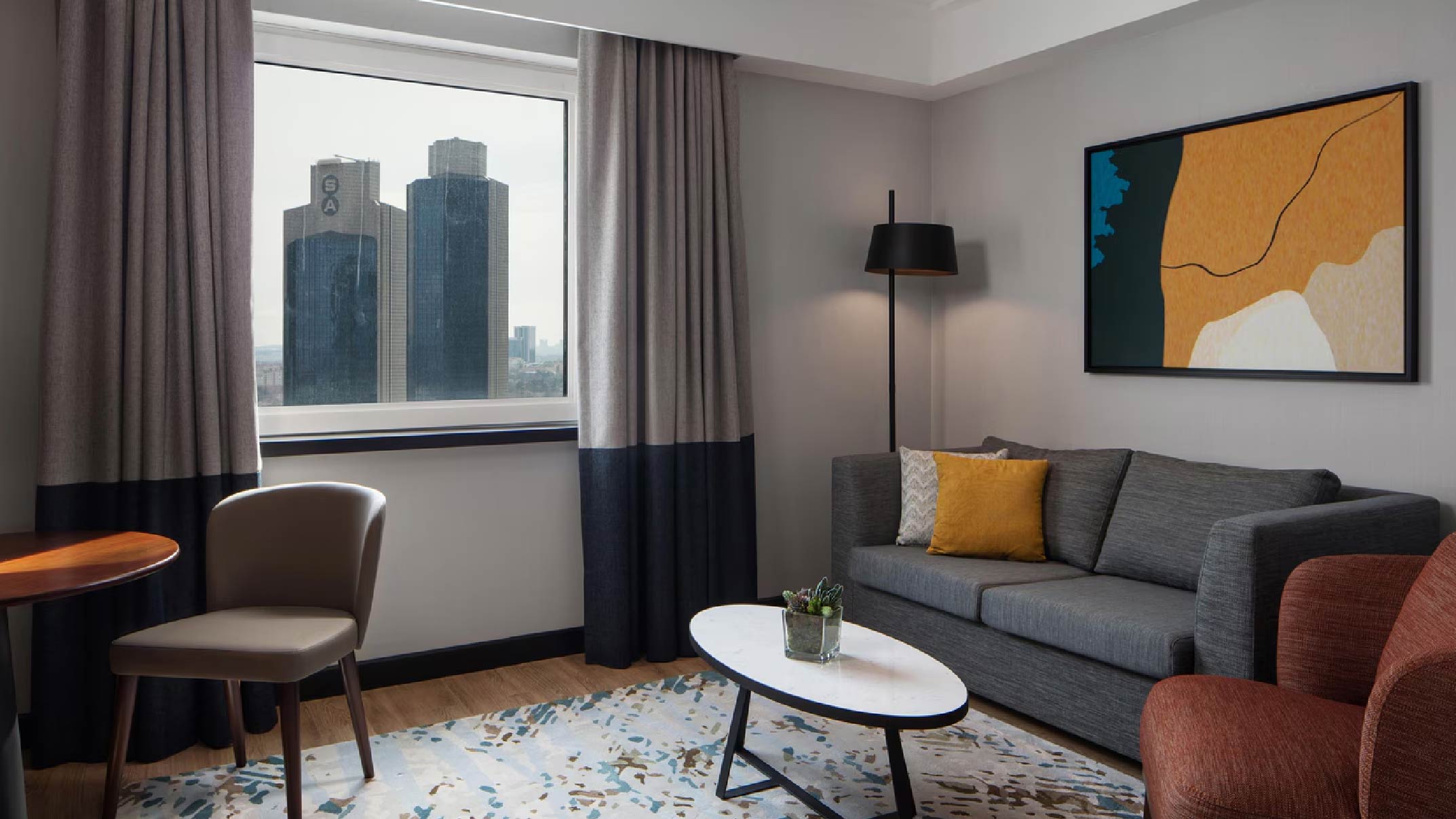 Corner Suite with Panoramic City View
