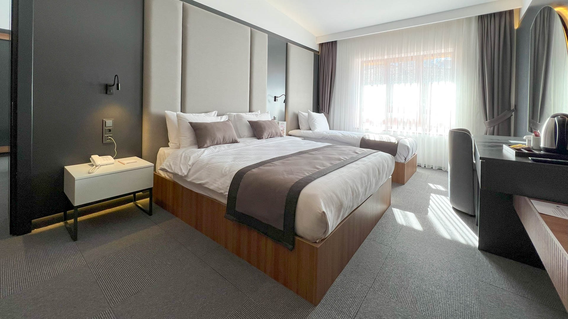 Sera Lake Center Hotel
