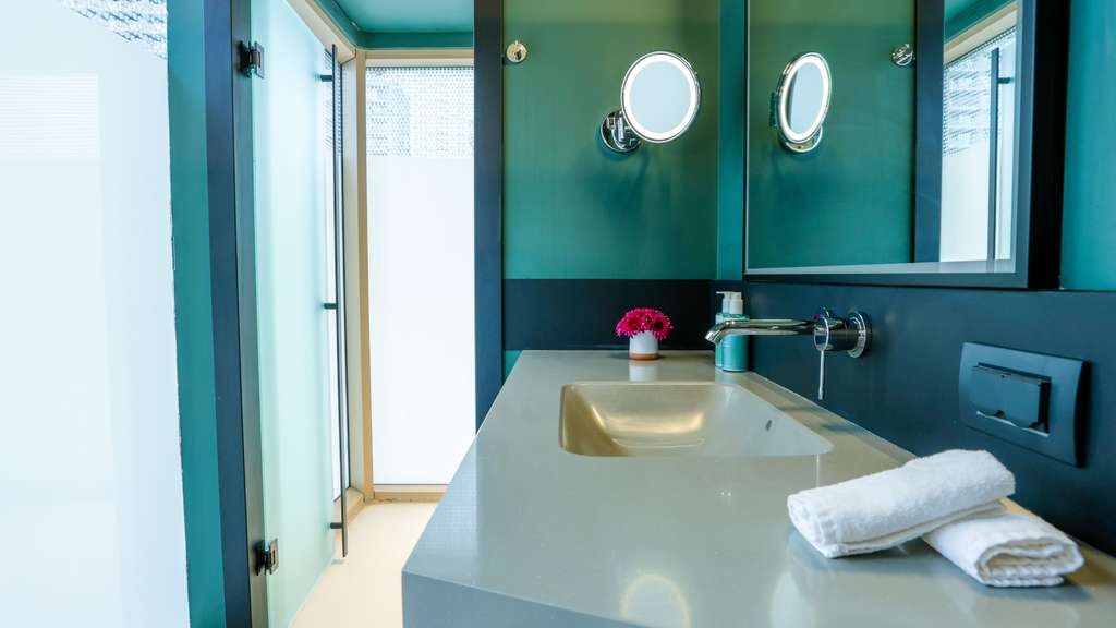 NOVOTEL İSTANBUL BOMONTİ