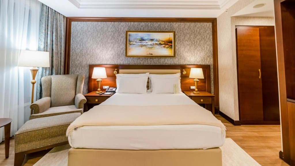 Wellborn Luxury Hotel