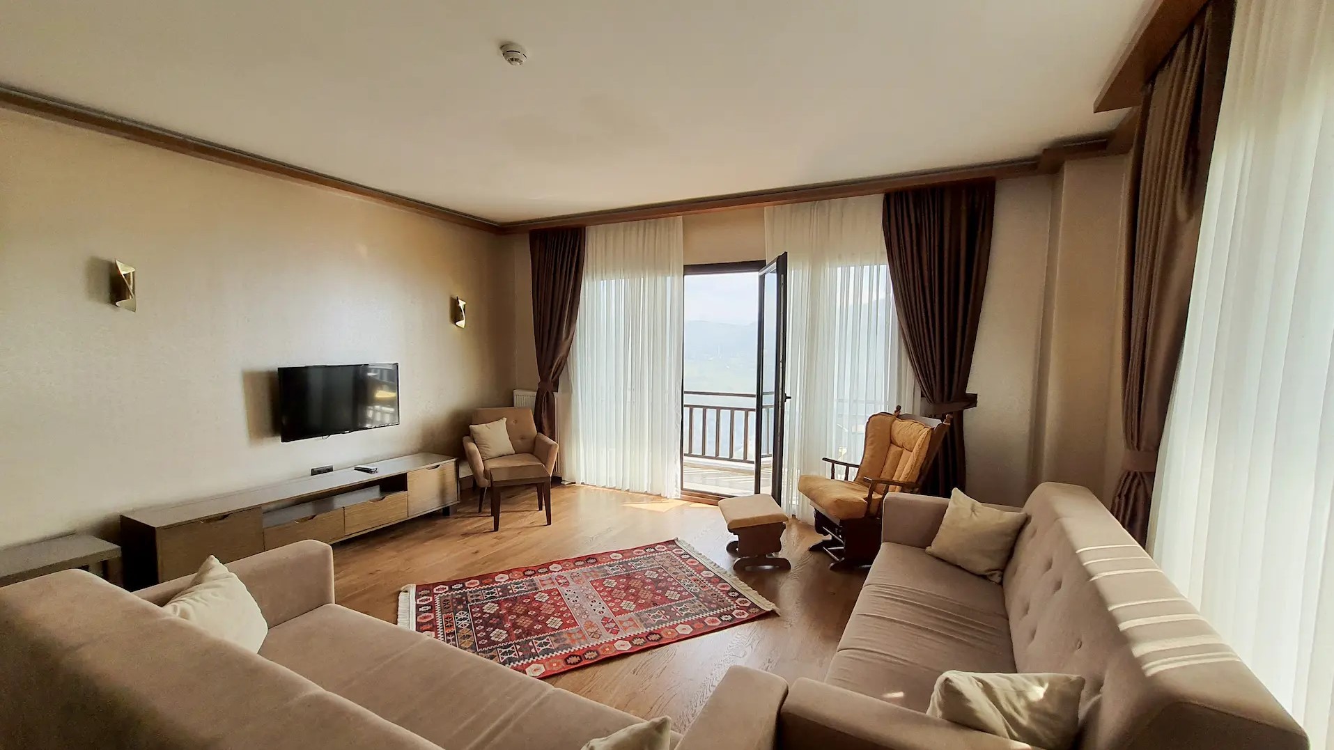 Sera Lake Resort Hotel