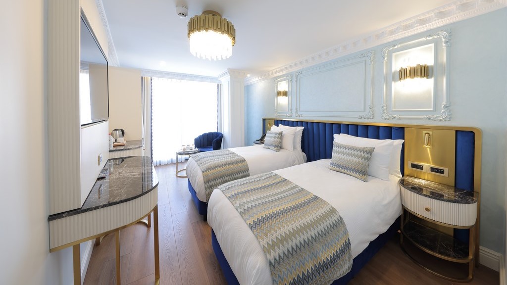 Superior Room