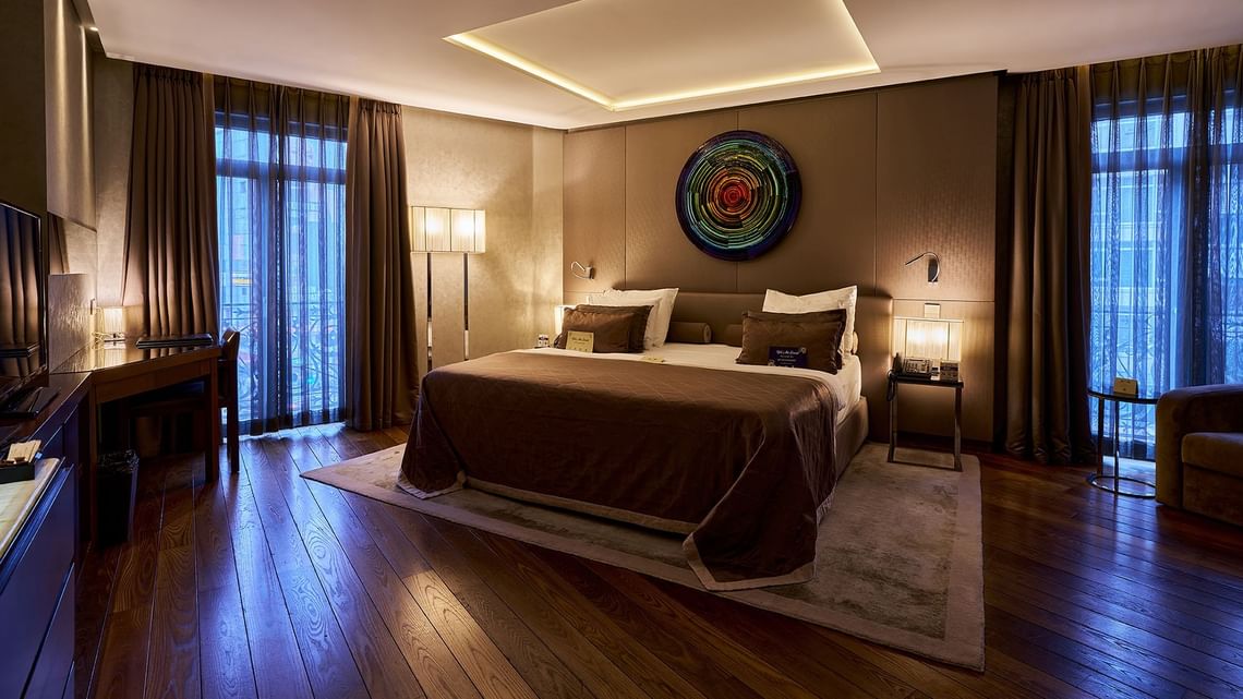 Luxury Deluxe Rooms