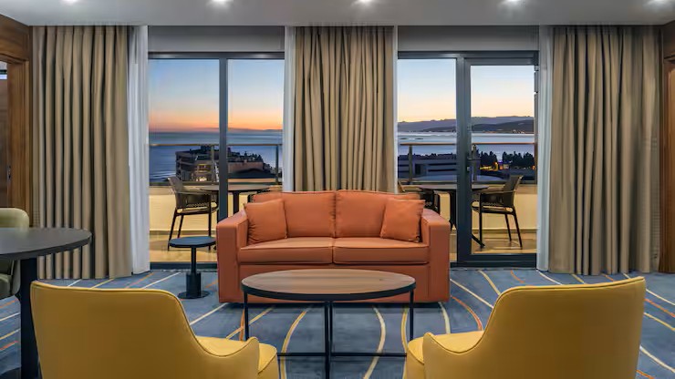 King Two Bedroom Suite with Sea View