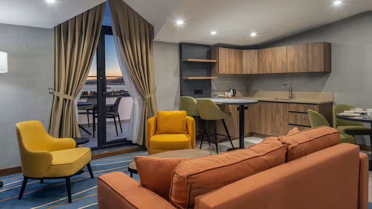 King Three Bedroom Suite with Sea View