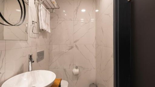 Ferman Port Hotel - Special Category