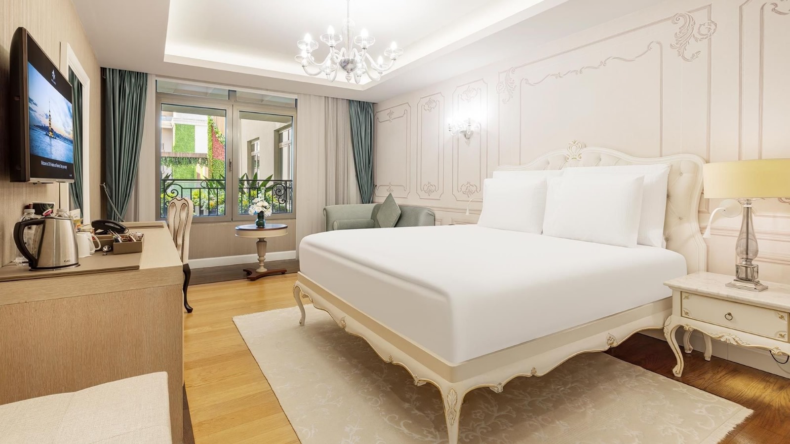 Superior Evergreen Room