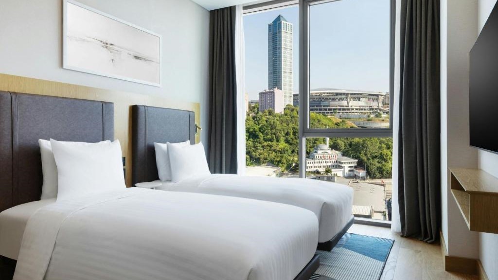 Two-Bedroom Apartment with City View
